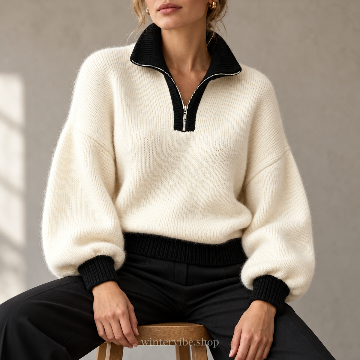 Damen-Strickpullover mit Troyerkragen, Reißverschluss & Kontrastbündchen
